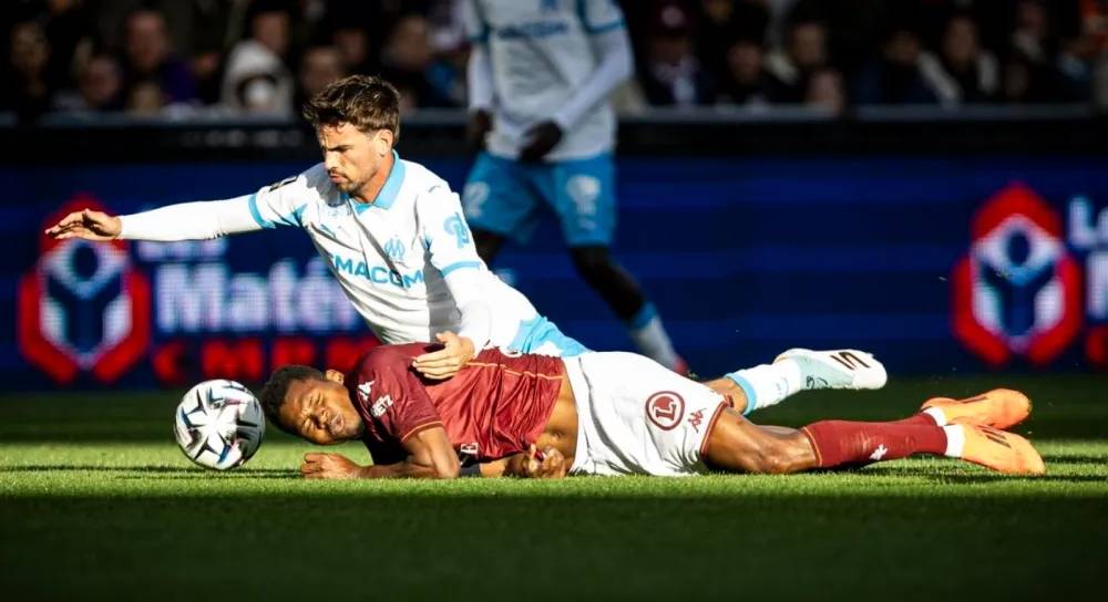 梅斯队在法甲比赛中表现抢眼，实力尽显